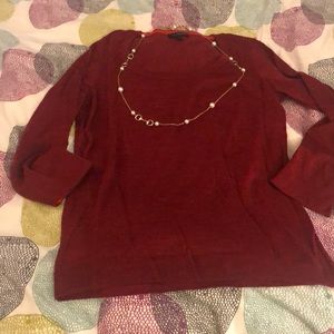 Red 3/4 sleeve sweeter